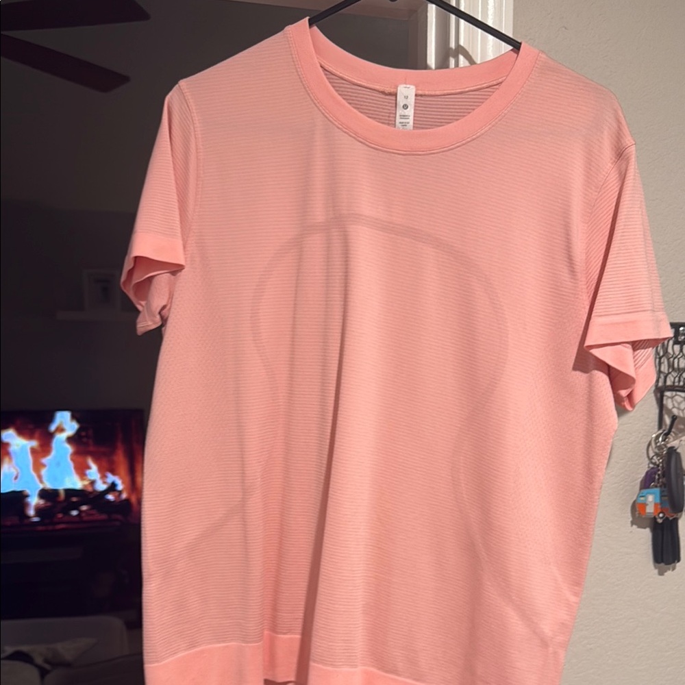 Lululemon Pink Short Sleeve T-Shirt size 12